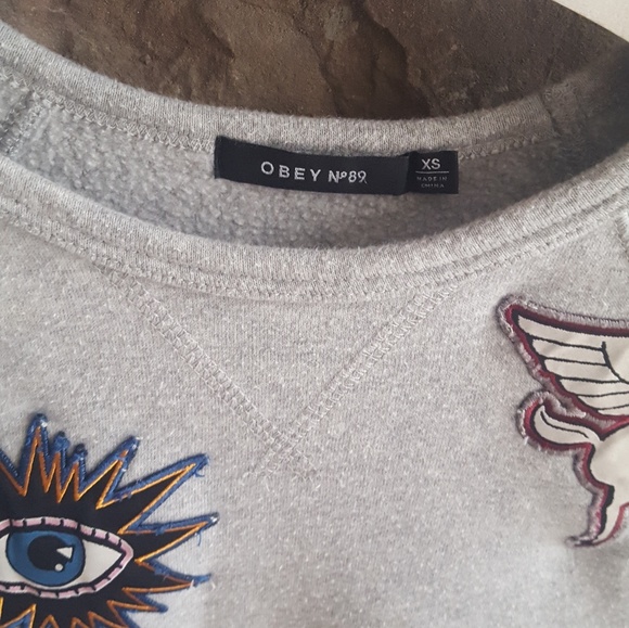 OBEY grey sweater - Picture 2 of 2